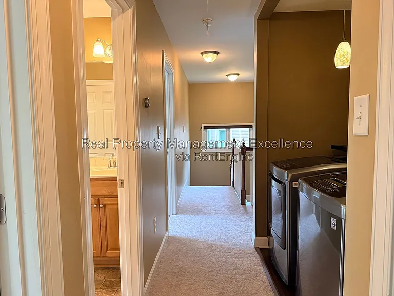 616 Lake Artesia Ln — Photo 43