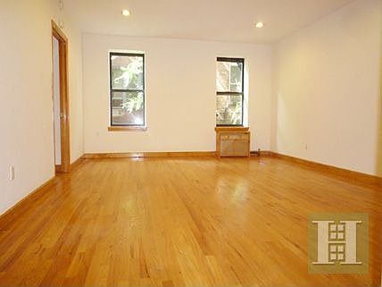 2nd image of 22 W 77th St #6/7
