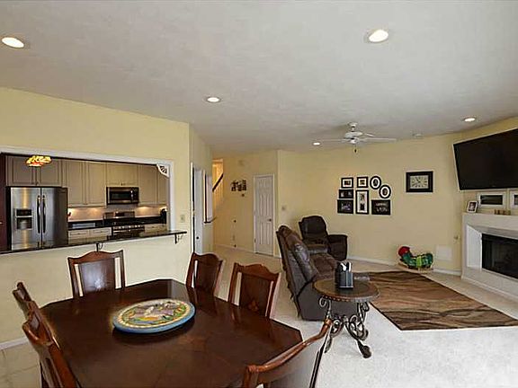 2nd image of 5304 Spy Glass Dr