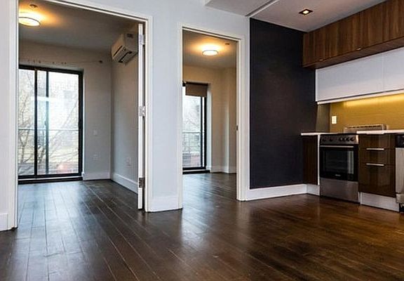 5th image of 167 Graham Ave #3A
