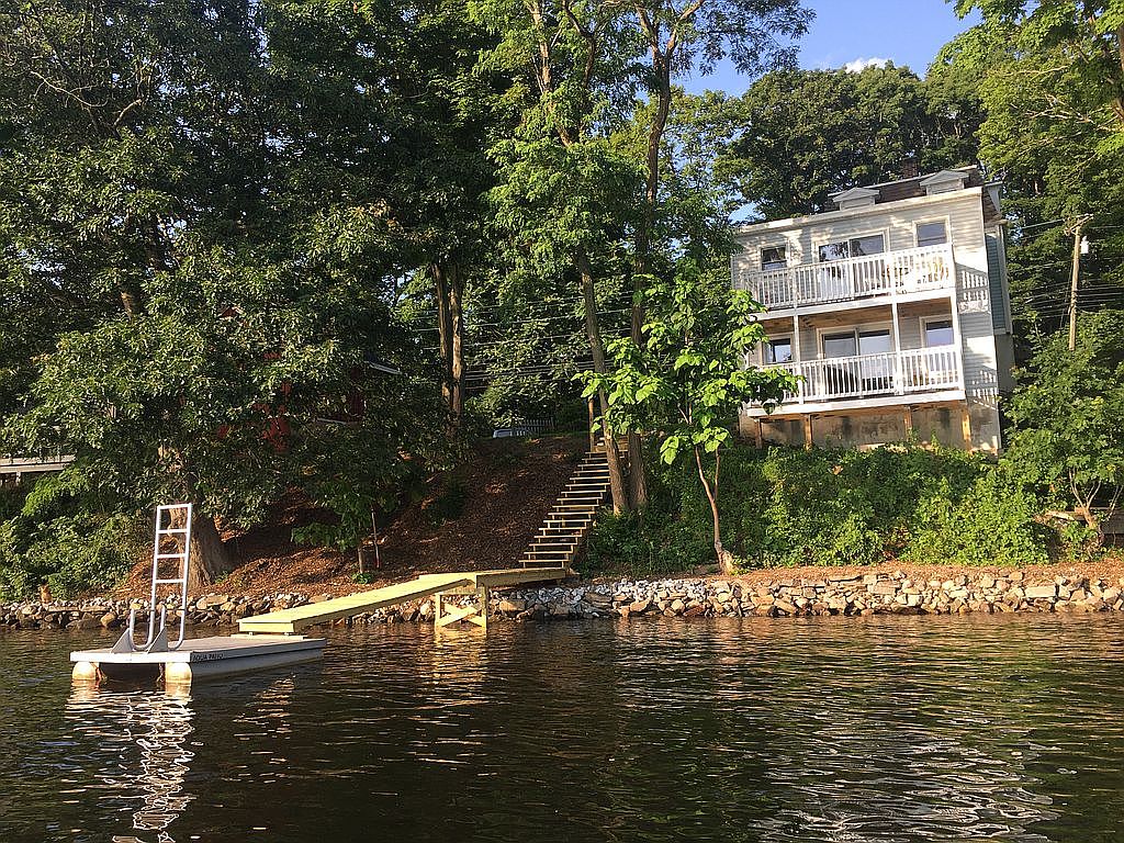 321 Roosevelt Dr, Seymour, CT 06483 Zillow