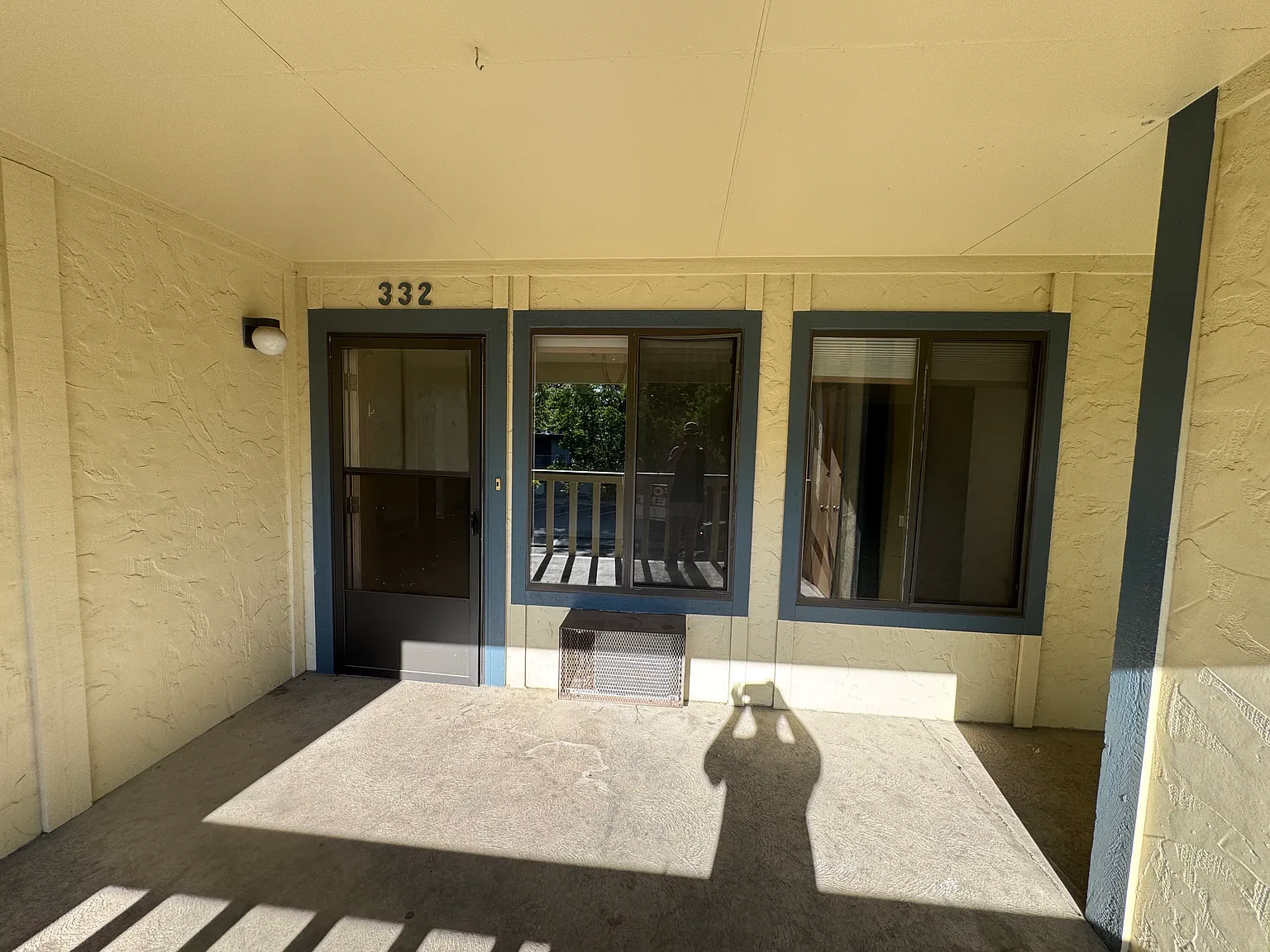2 bed, 864 sqft, $1,500 — Photo 2