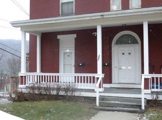 201 2nd St APT 1A, Towanda, PA 18848