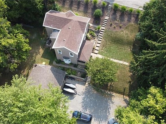 4th image of 105 McVey St