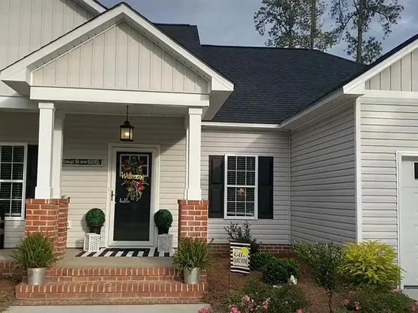 56 Fox Trace Ln, Salemburg, NC 28385