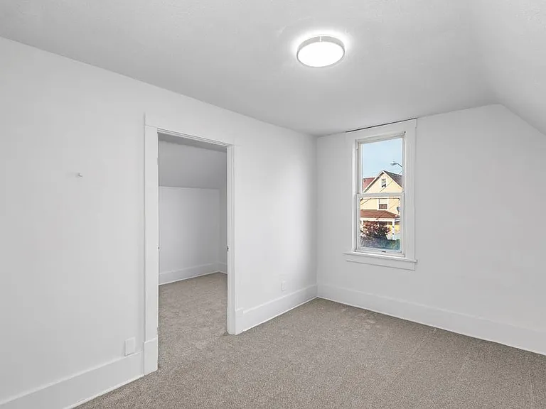 705 Smith Ave SW — Photo 16