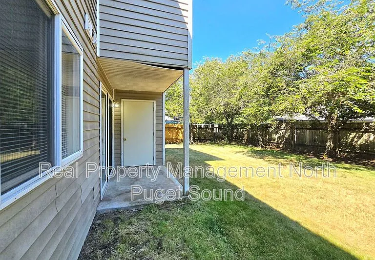 4505 100th St NE #B01 — Photo 16