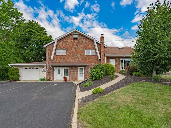 172 Grouse Dr, Bath, PA 18014