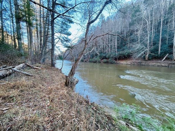 Chestnut Oak Ln, Dugspur, VA 24325