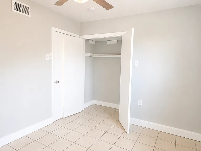 1017 Tallow Tree Ln #1017 — Photo 13