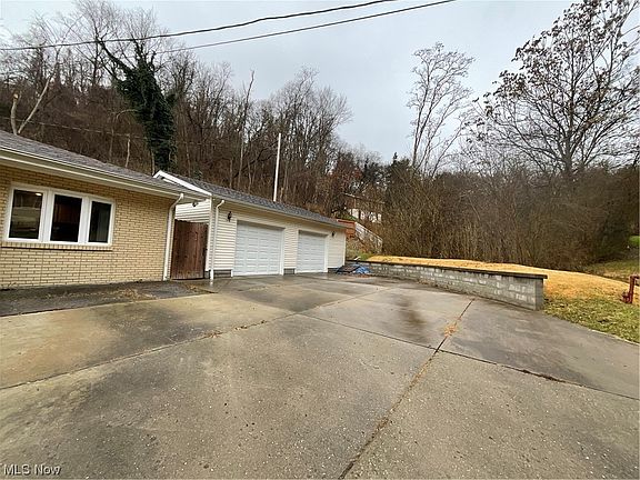 2nd image of 715 Spring Haven Dr