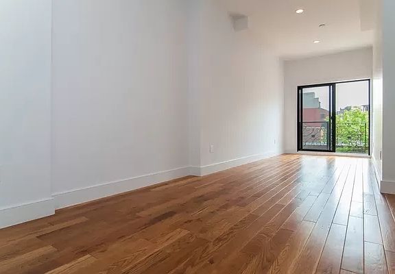 3rd image of 239 W 123rd St #4B