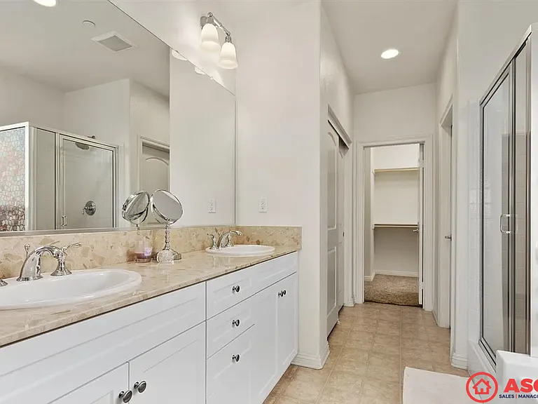 8209 Coral Point Ct — Photo 10