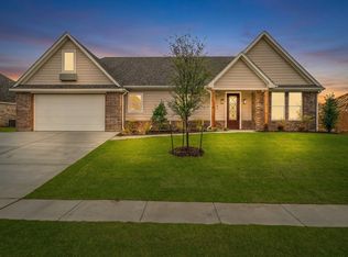 104 Skyline Dr, Glen Rose, TX 76043