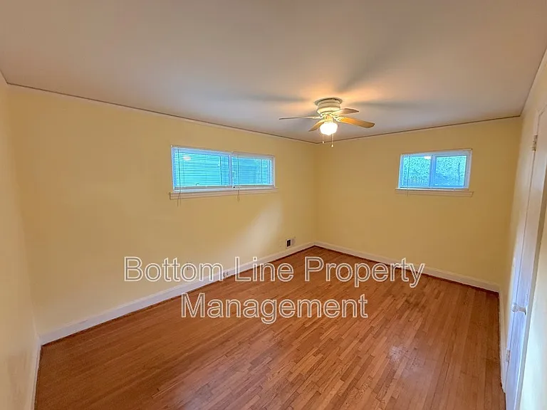 3128 Creighton Dr — Photo 11