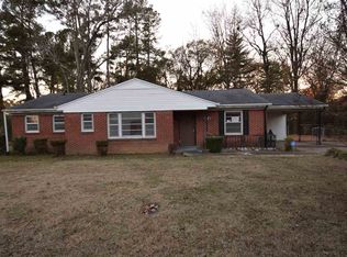 49 Cherokee Dr, Jackson, TN 38301