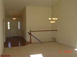 3rd image of 961 Promenade Ct