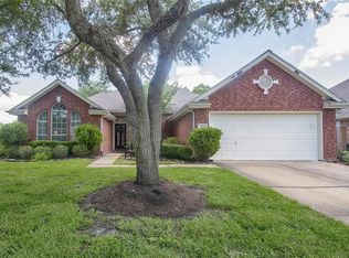 3222 Crescent Bay Dr, League City, TX 77573