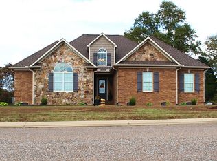 2704 Mitchell Creek Rd, Wetumpka, AL 36093