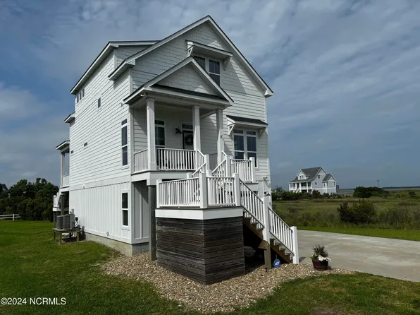 1510 Oglesby Road, Morehead City, NC 28557