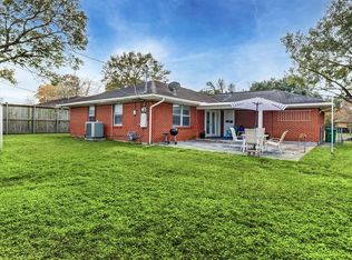 1810 Foxwood Rd, Houston, TX 77008