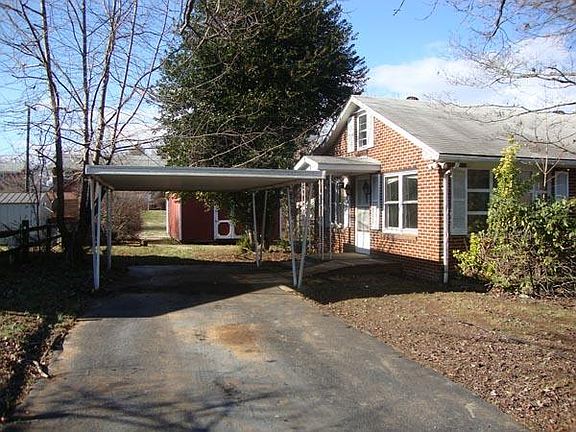 2nd image of 347 Magnolia Ave