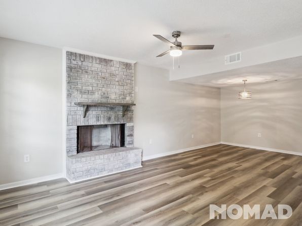 2220 E Victory Dr APT 10