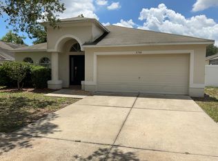 2740 Pankaw Ln, Valrico, FL 33596