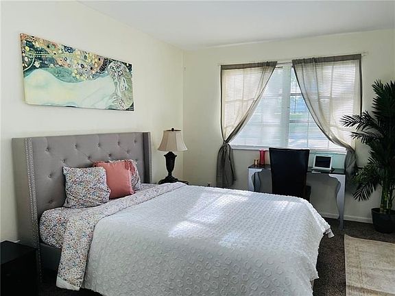 4th image of 1801 NE 62nd St APT 205