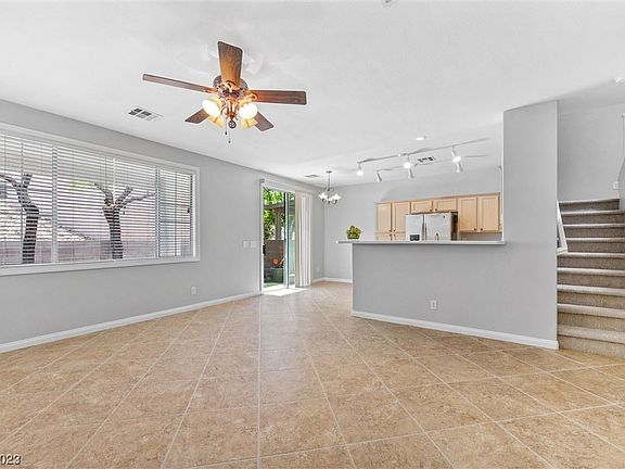 5th image of 641 Solitude Point Ave