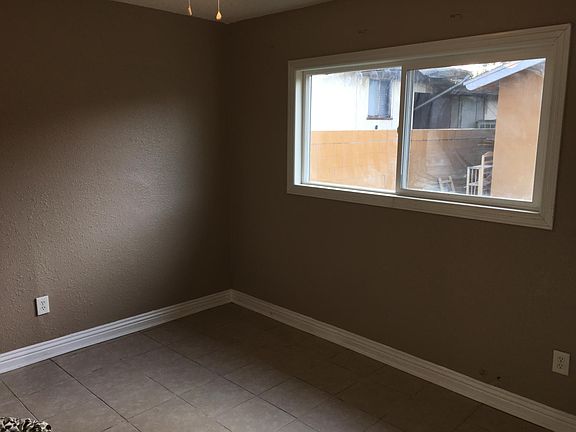 5th image of 420 S Sheridan St #3