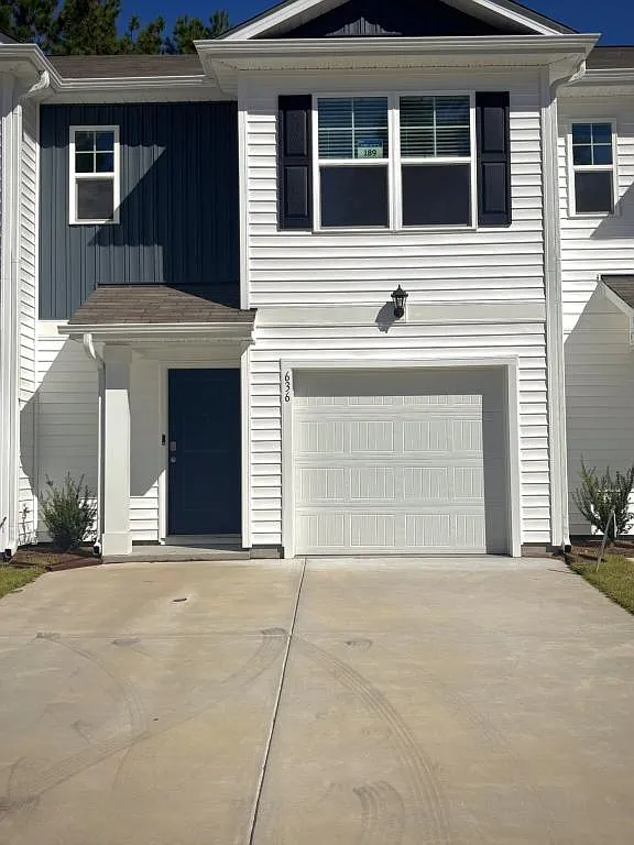 636 Golden Resin Rd — Photo 1