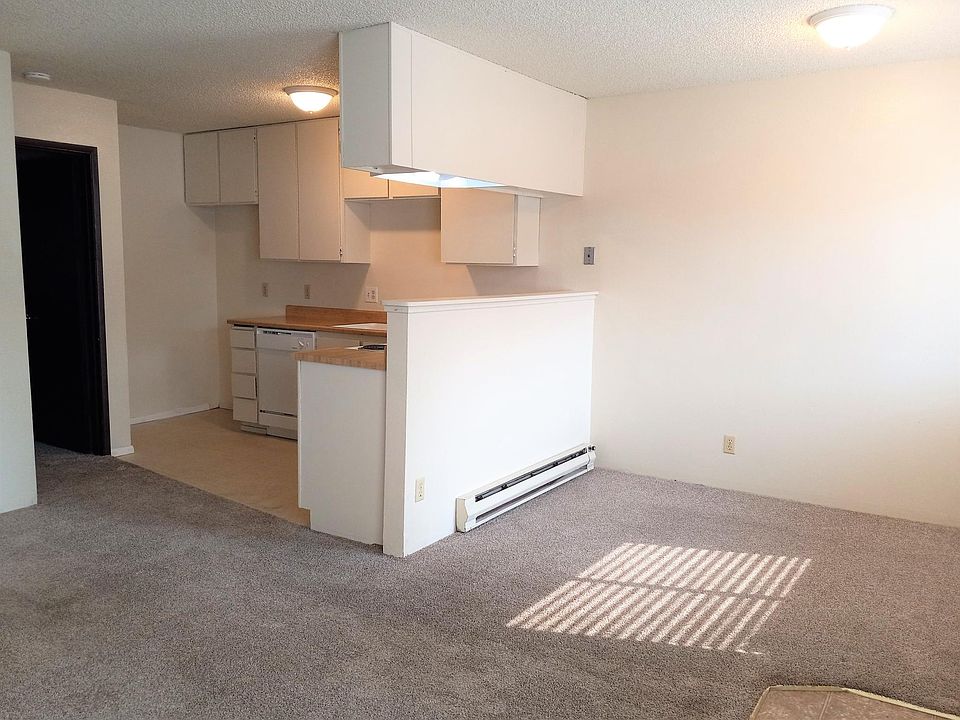 2nd image of 729 Kerryjen Ct #A