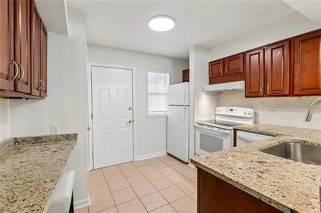 3126 Edenborn Ave #610 — Photo 8