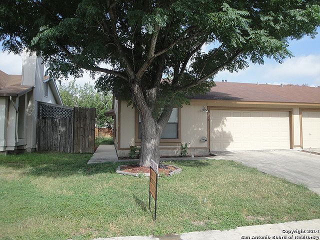 1st image of 2613 Corian Glen Dr