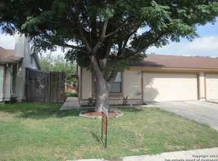 2613 Corian Glen Dr, San Antonio, TX 78219