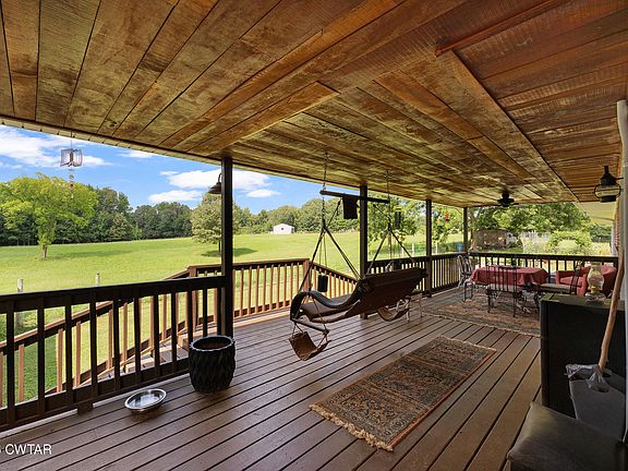 4th image of 207 Sidney Baird Rd
