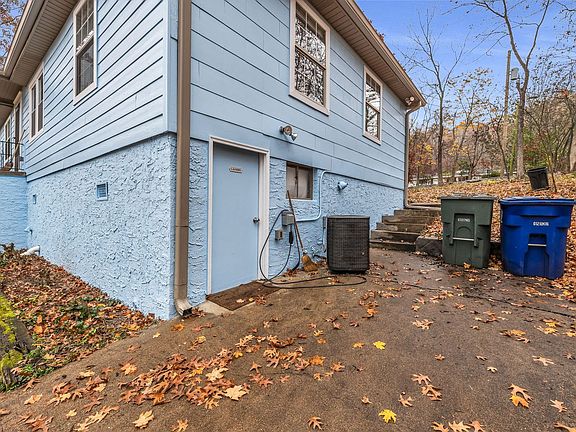 4th image of 304-306 Glenwood Cir #304