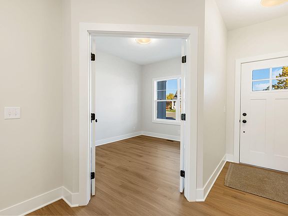 3rd image of 1554 Eagle Shore Ct #21
