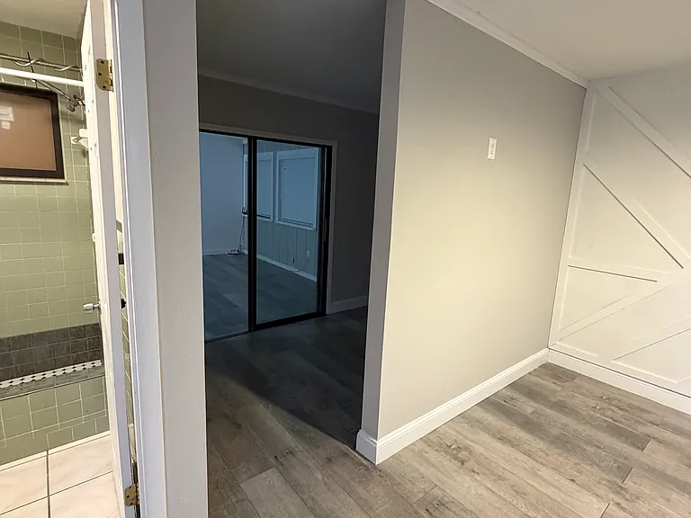 1404 Paula Dr — Photo 11