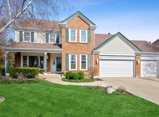 2964 Whispering Oaks Dr, Buffalo Grove, IL 60089