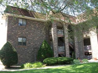 18332 Wentworth Ave APT 2A, Lansing, IL 60438