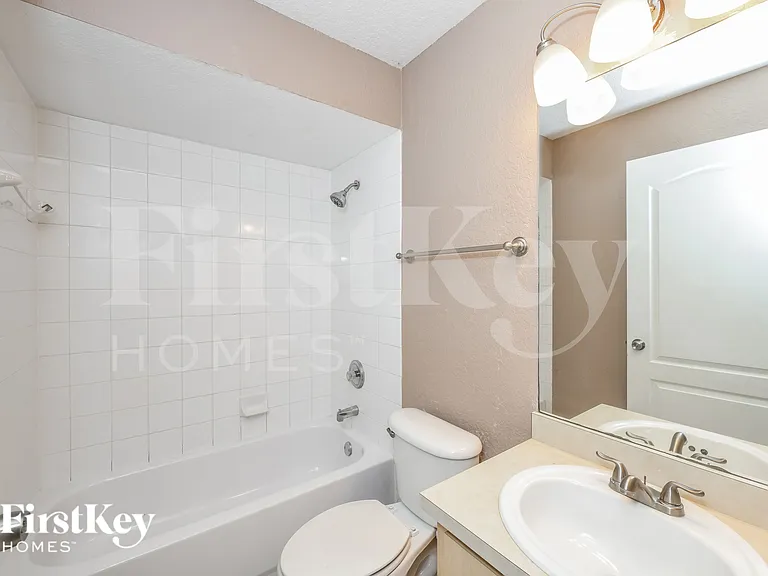 325 Crabtree Ave — Photo 13