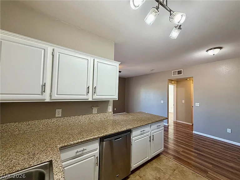 5650 E Sahara Ave #2024 — Photo 7