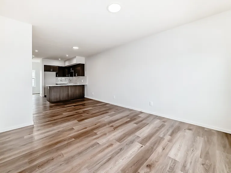 140 Chappelle Dr SW — Photo 13