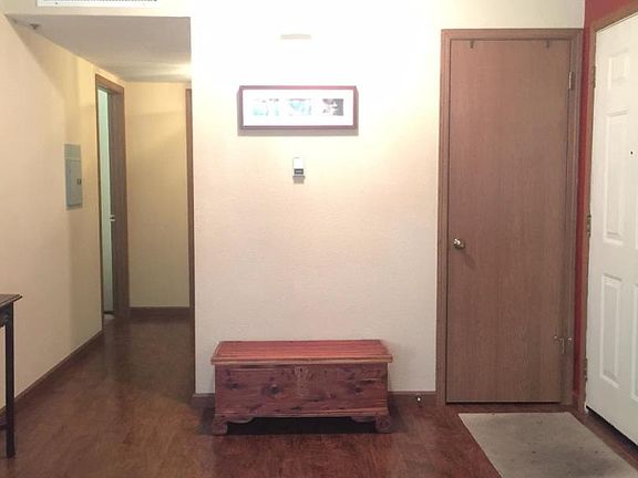 5th image of 1008 San Antonio Cir Unit 219