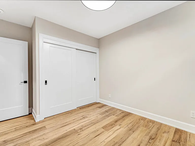 292 B Duncairn Ave #B — Photo 11