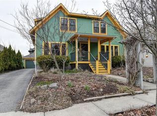 226 Hillside Ave, Pawtucket, RI 02860