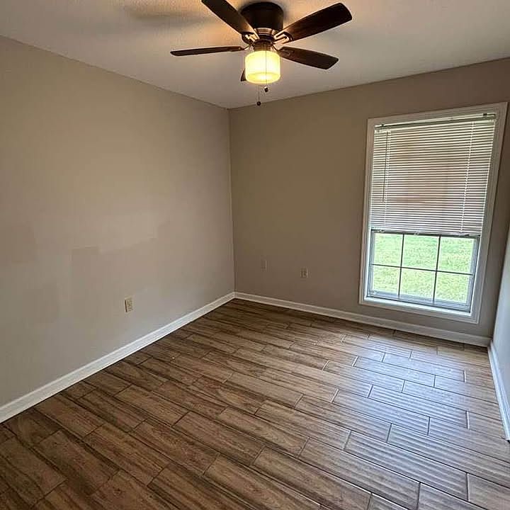 2nd image of 754 Archie Dr