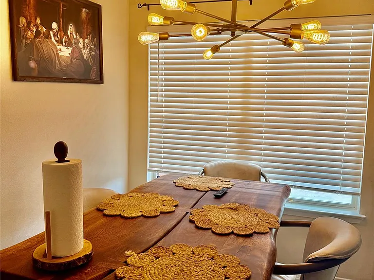 1247 Shadow Creek Blvd — Photo 5